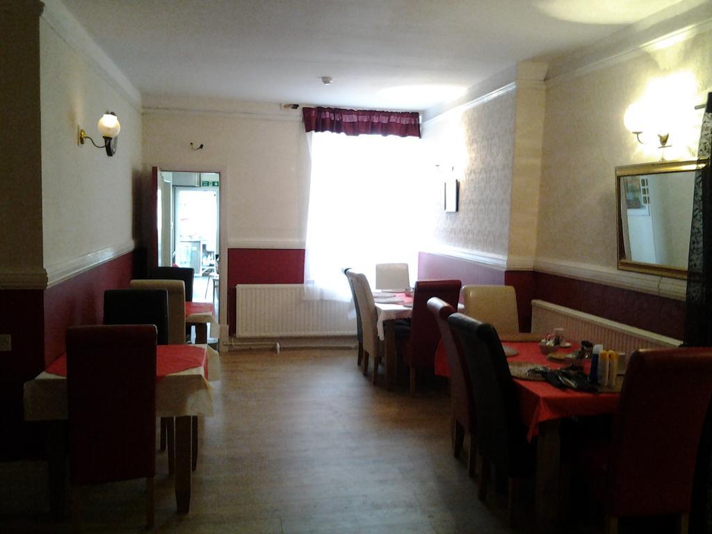 Tredegar Arms Budget Guesthouse For Walkers/Cyclists/Contractors/Traveler Merthyr Tydfil Exterior photo