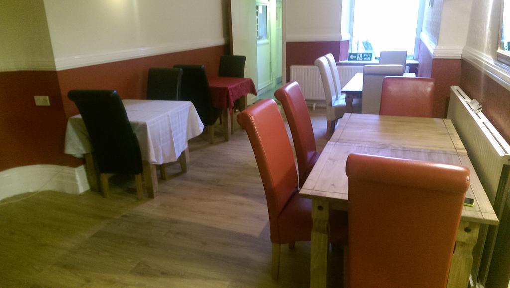 Tredegar Arms Budget Guesthouse For Walkers/Cyclists/Contractors/Traveler Merthyr Tydfil Exterior photo